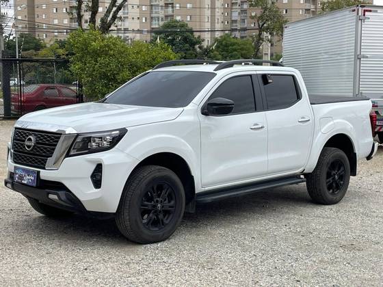 NISSAN FRONTIER 2.3 16V TURBO DIESEL XE CD 4X4 AUTOMÁTICO